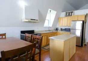 The Carriage House in Jordan Station - Image 5