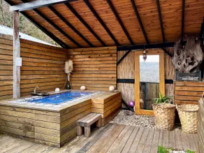Small House - Image 2