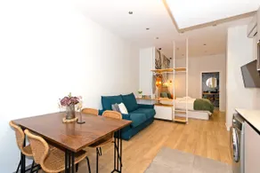 2 steps from the Park: Cozy Studio-Wi-Fi&A/C - Image 2