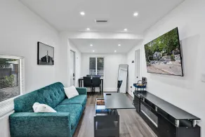Miami Heart Retreat, Stylish & Central With Games - Image 2