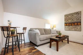 The Guest Suite Loft in downtown Lee's Summit - Image 4