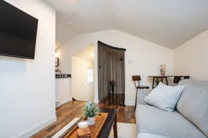The Guest Suite Loft in downtown Lee's Summit - Image 2