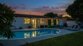 Luxe Coastal Escape Water Front - Heated pool - Image 5