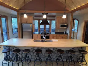 Cherry on top lodge, Custer SD - Image 4