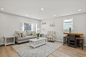 Spacious 4BR Home Near Hospitals • FREE Parking - Image 2