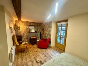Duplex La Tour 75m² – Rue Grotte – Garden – Shrines - Image 4