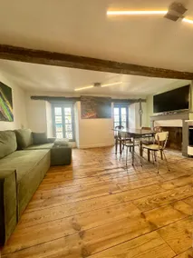 Duplex La Tour 75m² – Rue Grotte – Garden – Shrines - Image 2