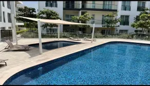 Marina view luxury apartment - Image 4