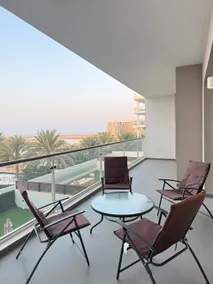 Marina view luxury apartment - Image 2