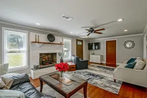 Got to ”Lovett” Farmhouse - Image 3