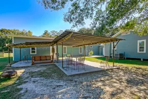 Got to ”Lovett” Farmhouse - Image 5