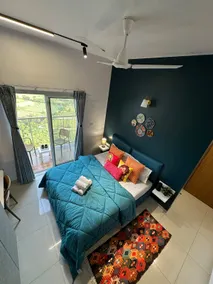 Amber & Ash Spacious 2BHK Apt Higher Fl + pool - Image 5