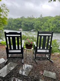 Waterfront Willow Cabin near Lake George, Saratoga - Image 2