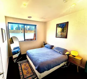 Lovely 1BR Nth Melb flat steps from Errol Street! - Image 3