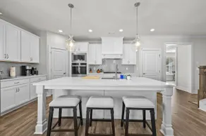 Brand New Home - Game Room - 5 Beds 4 Bath SmartTV - Image 2