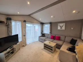 Charming 2 bed lodge in Beautiful Suffolk - Image 5