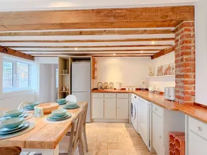 Hainford Cottage - Image 2