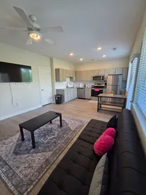 Spacious 1BR • WiFi • Laundry • Parking - Image 2