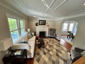 Conveniently located in a lovely cozy neighborhood - Image 2