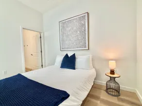 *GATED Parking Central Suite - Downtown Fast Wifi* - Image 2