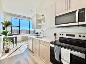 *GATED Parking Central Suite - Downtown Fast Wifi* - Image 3