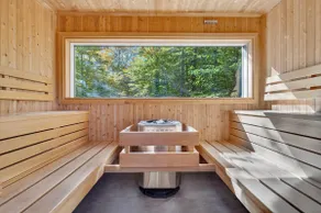 Ultra Luxury Chalet Private Oasis, Spa, Sauna - Image 4