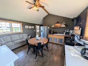 Cozy Remote 1BR Cabin w/ Stunning Views - Image 4