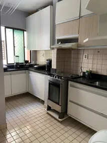 Cozy stay, close to the airport and beaches. - Image 2