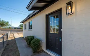 Airport Retreat • 3BR Home Near Downtown & ASU - Image 2