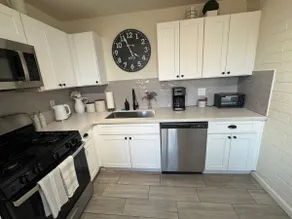 Airport Retreat • 3BR Home Near Downtown & ASU - Image 3