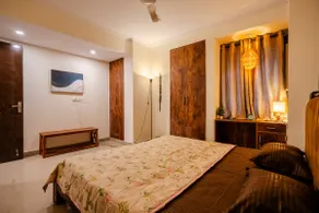 Spacious Suite Vasant Kunj near malls T3 - Image 3