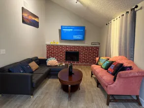3bed 2 bath Free Parking| Near NRG| Sugarland - Image 5