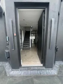 Entire Villa in New Brighton - Image 2