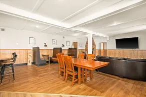 Historic North Shore Lodge: ATV Trails & Billiards - Image 3