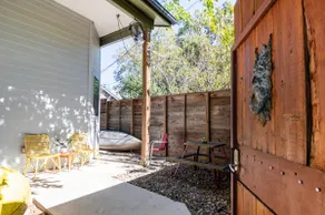 Best Walkable East Side DT • Modern 5BR Home Stay! - Image 3