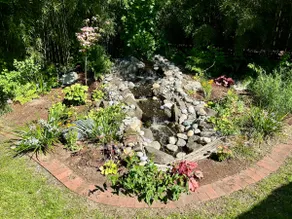 Cascading Stream Oasis: 4BR Near SeaTac Airport - Image 2