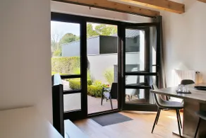 Carmichaels Cottage – Bright Apartment with Charm - Image 3