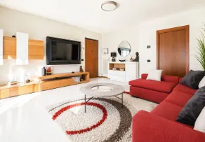Apt with garden pvt • Parking • Near Lake Garda - Image 5