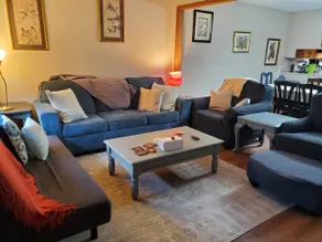 THE Duplex - 1970s Cozy - Image 2