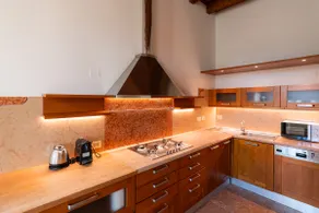Magnificent Residence overlooking Piazza Erbe - Image 4