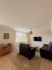 The Coastal Forest Retreat - Image 3