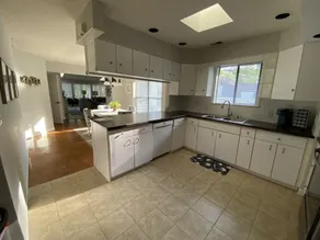 “Hampstead Hideaway”- sleeps 6. - Image 3