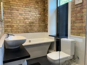 Downtown Retreat Loft-Industrial Studio - Image 5