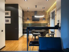 Downtown Retreat Loft-Industrial Studio - Image 2