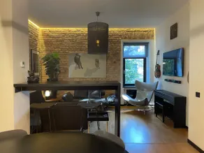 Downtown Retreat Loft-Industrial Studio - Image 4