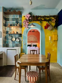 Frida Kahlo 45 m² in the center, quiet, overlooking garden - Image 3