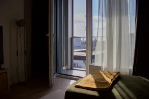 Fresh apartment + Parking - Image 5