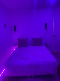 Apartment Jacuzzi (Bein sports/Netflix) - Image 2