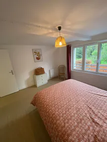 Cozy house with linens provided - Image 2