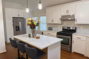 Remodeled 3BR Duplex| 15 Mins from AT&T Stadium - Image 3